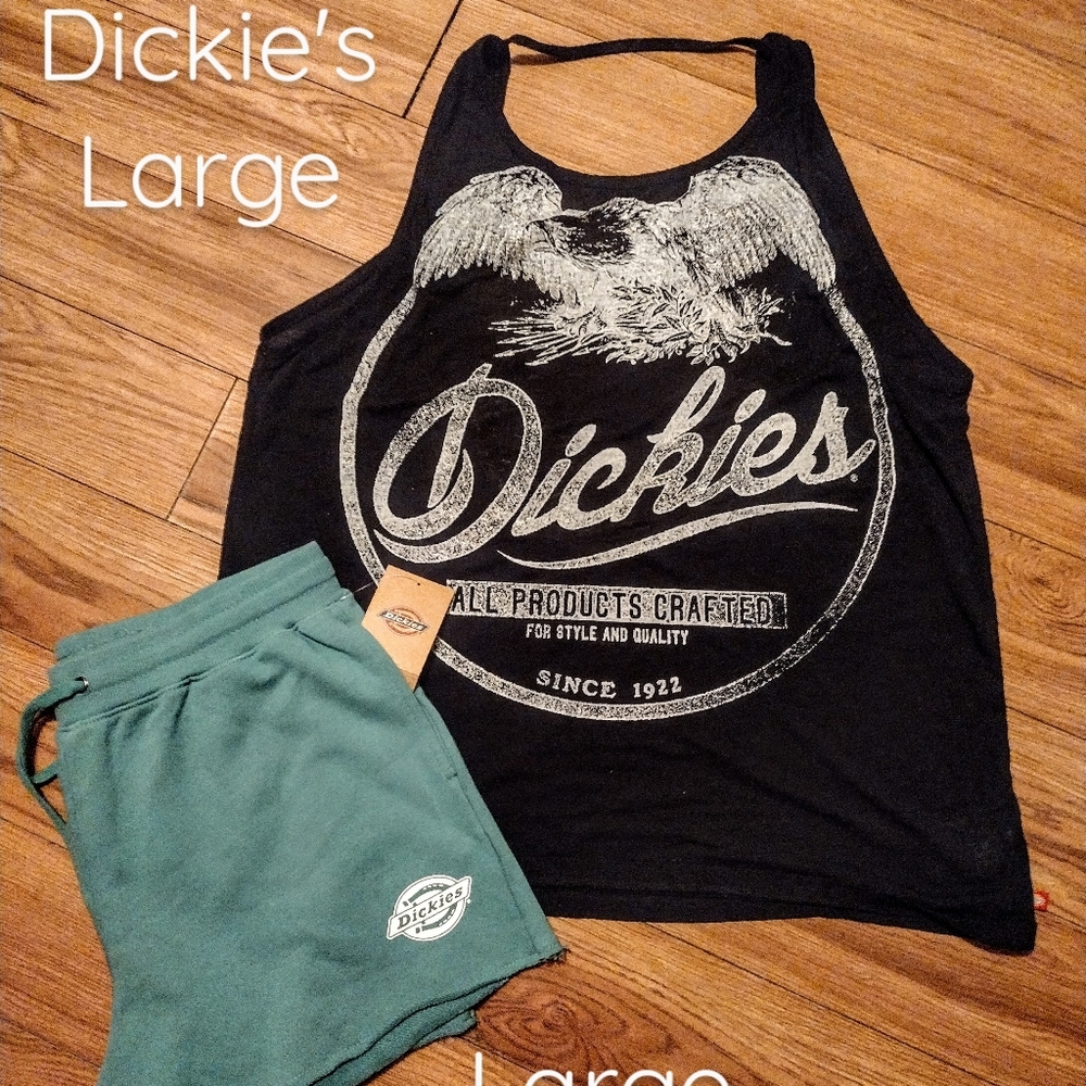 Dickie's women's size large set